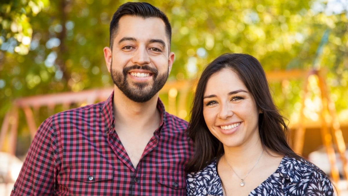 Foto de un hombre y una mujer