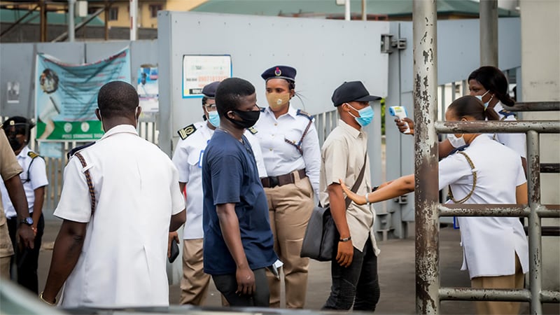 People at Nigeria's port border