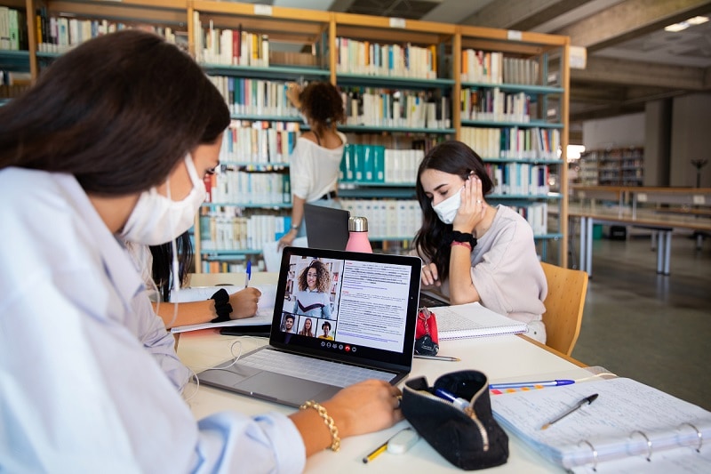 People accessing health information at a library