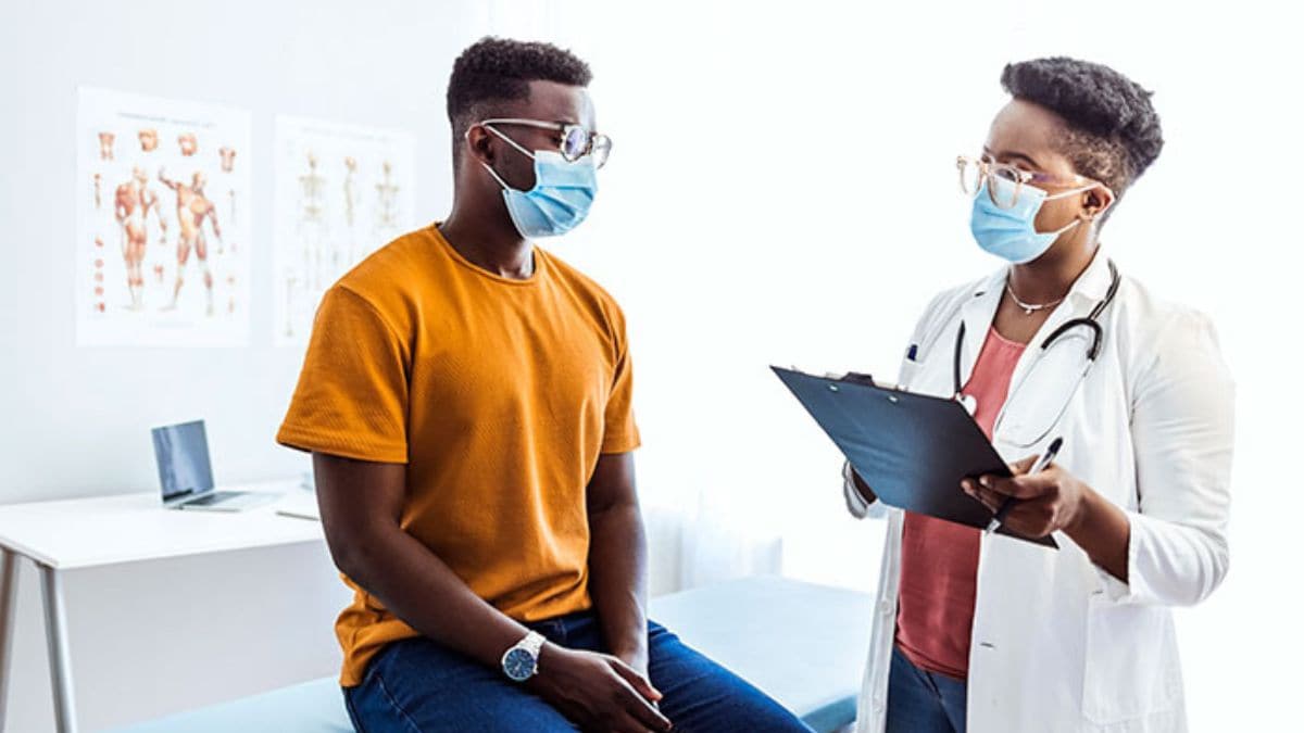 Patient talking with their doctor