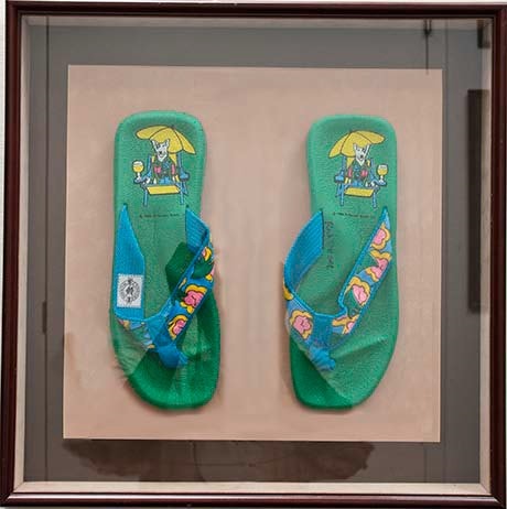 Framed flipflops