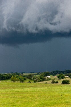 Foto de cielo nublado con tormenta